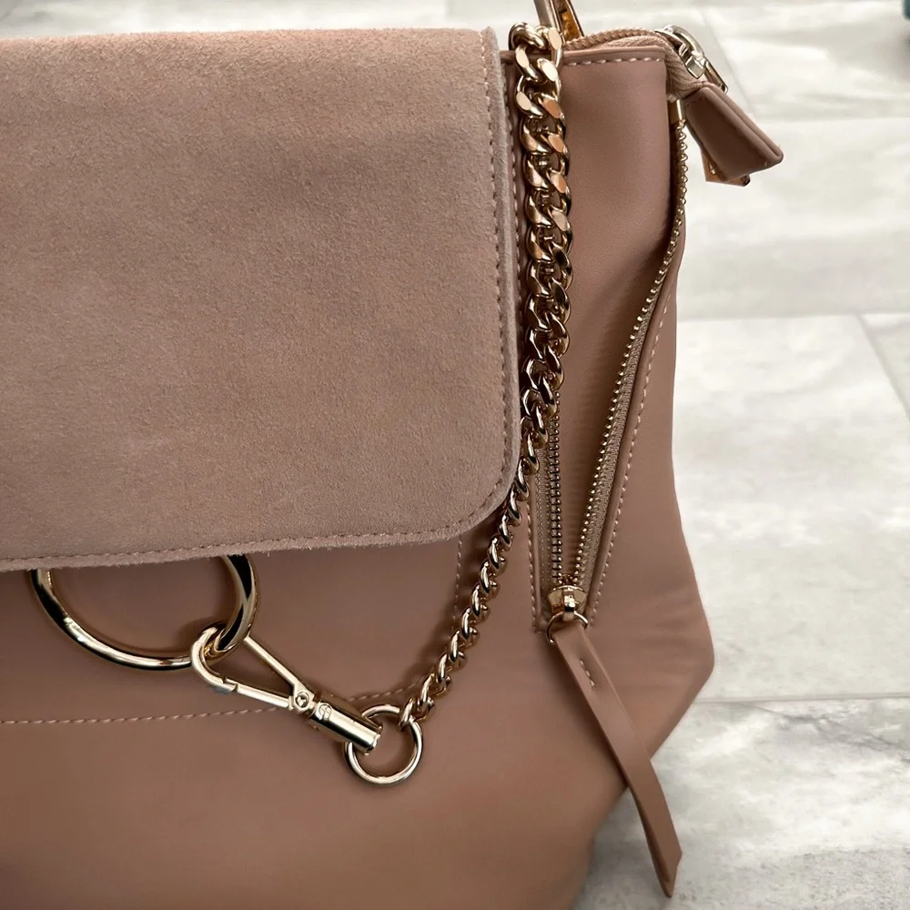 Nude backpack - Picture 2 of 5
